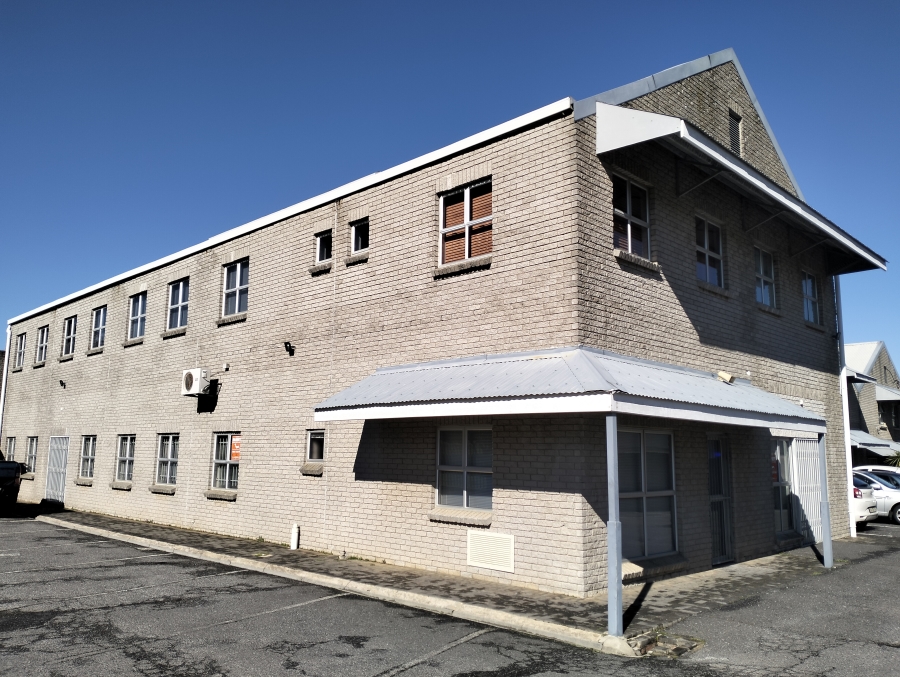 To Let Commercial Property for Rent in Rosenpark Western Cape